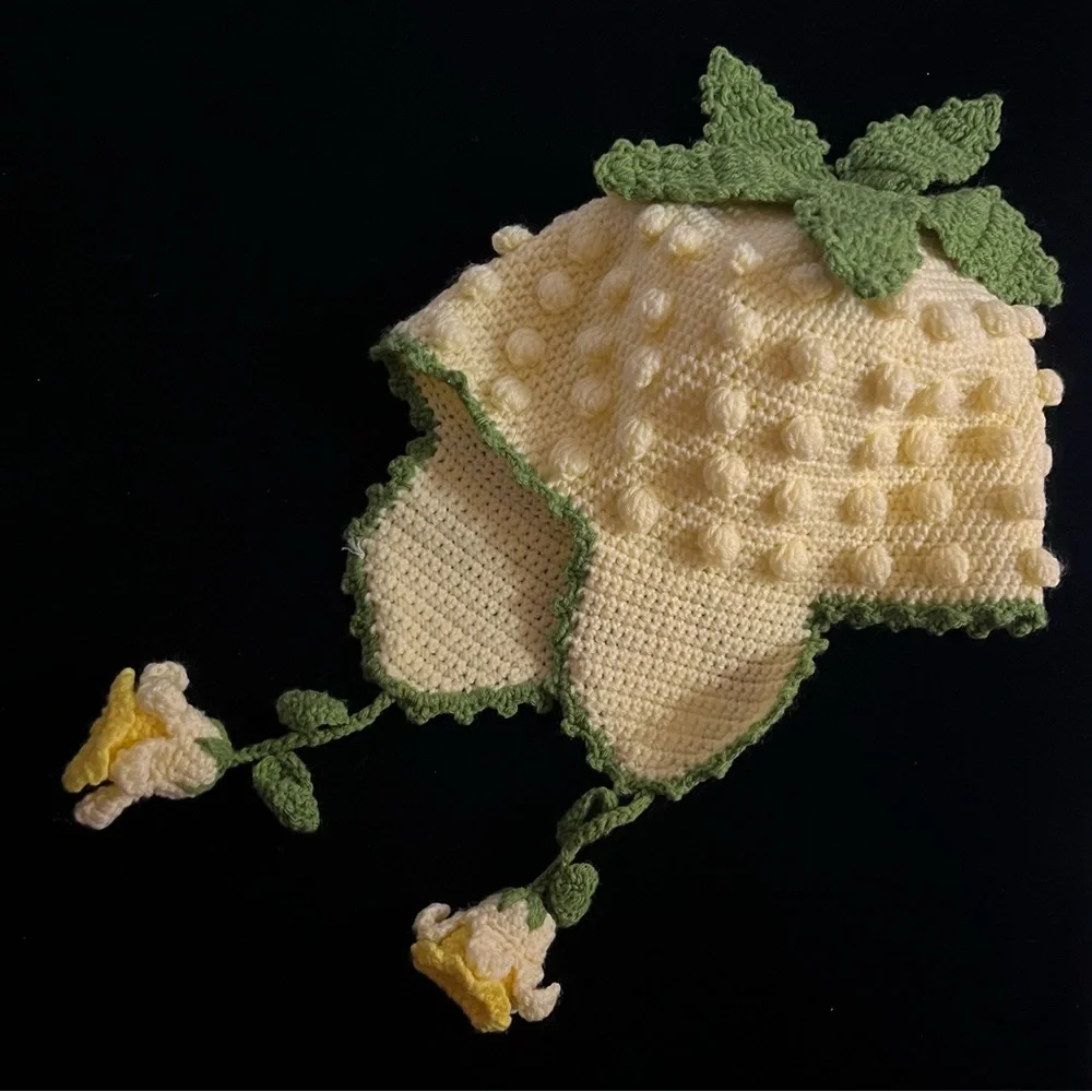 Seattle Hat Shop Hand Made Crochet Baby Blossom Hat -  NWT